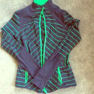 Lululemon full zip long sleeve top